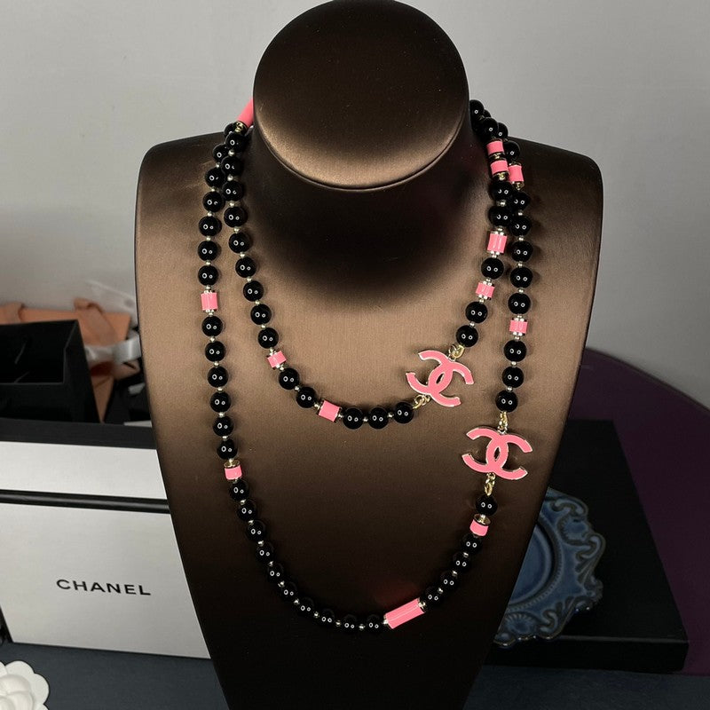 18K  Chanel 24B Black Pearls Necklace
